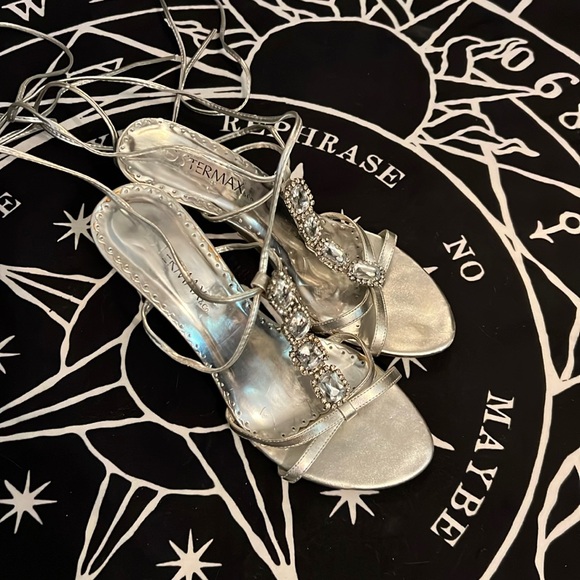 Vintage lace up silver grad wedding bridesmaid heels - Picture 1 of 5